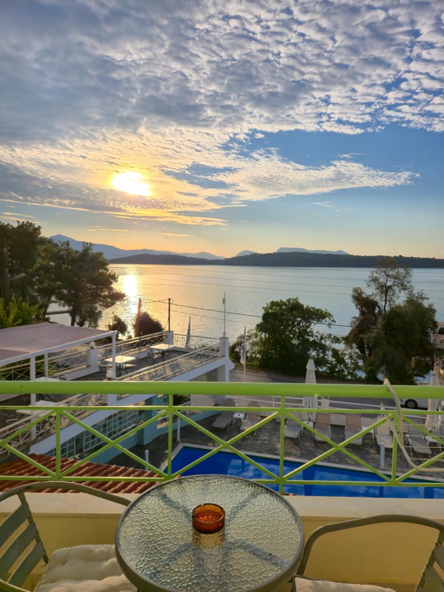 Tropicana Inn Nydri (Lefkada) Exterior foto